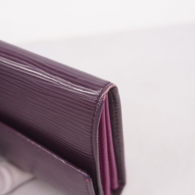 Louis Vuitton Epi Portefeuille Sarah M6374k Cassi Scuff Deuce