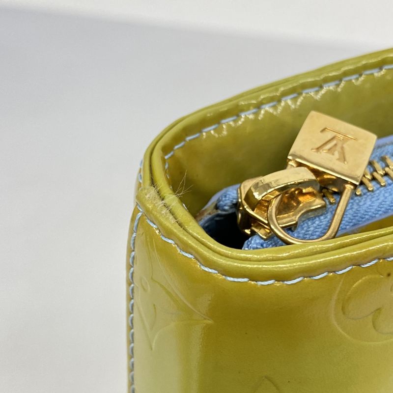 Louis Vuitton Tote Bag Vernis Houston M91005 Baby Blue Women's