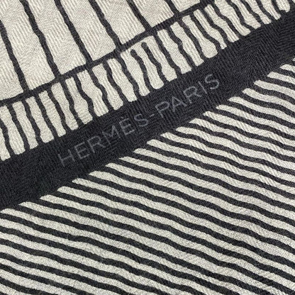 Hermes Shawl - Bordeaux X White X Multi Double Jeu Suite Et Poursuite Aw 2017