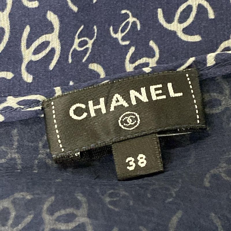 Chanel Short Sleeve Cut and Sewn Size 38 M Women's Excellent Condition - P79087