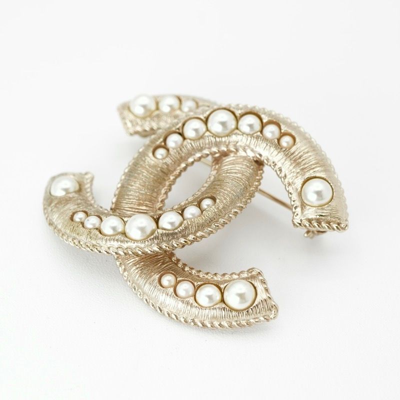 Chanel Brooch Corsage Gold Here Mark