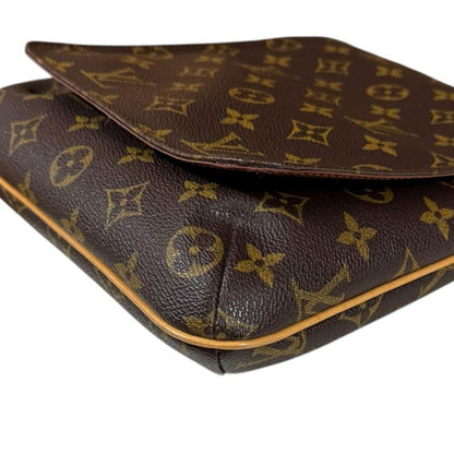 Louis Vuitton Musette Salsa Short Monogram Shoulder Bag Monogram Canvas M51258