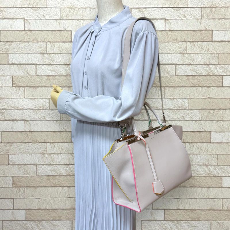 Fendi Trois Jour Shoulder Bag Leather 8bh279 Beige Ladies Fendi Preowned Fendi