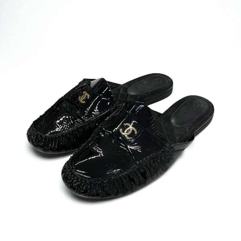 Chanel Flat Shoes Patent Black Here Mark Mules