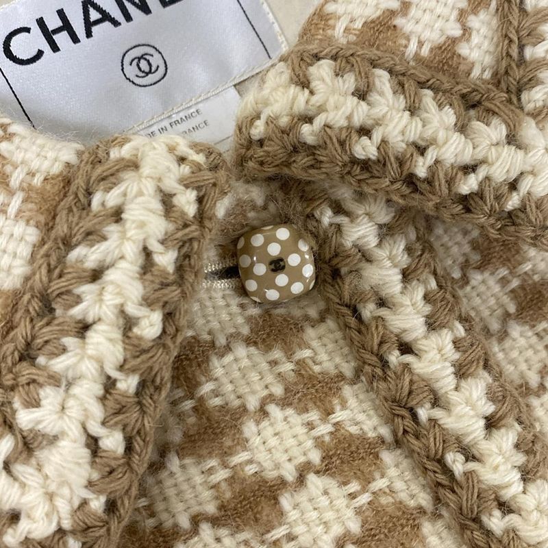 Chanel Coat Size 36 S Women - P16535 Ivory and Brown Long Sleeves Knit Fall