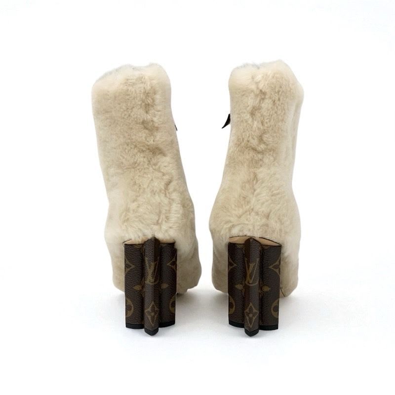 Louis Vuitton Silhouette Line Monogram Boots Short Shoes Fur Leather