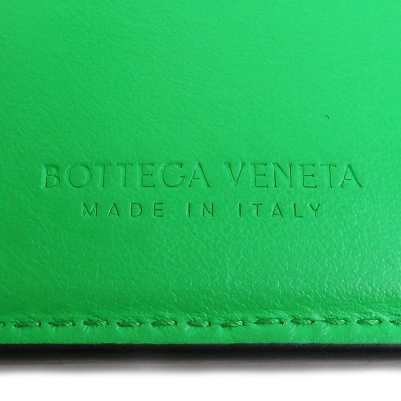 Bottega Venetaveneta Bifold Wallet In Intrecciato