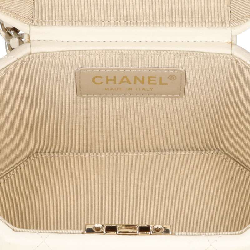 Chanel Vanity Lamb Skin Chain Shoulder Bag Women