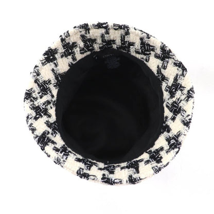 Chanel 20aw 20b Coco Mark Plated Staggered Pattern Lame Tweed Hat White Black M