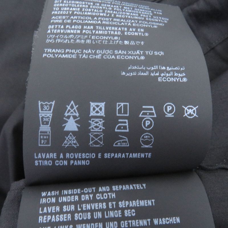 Prada 24ss Sc763 Half Zip Triangle Motif Cotton Blend Short Sleeve Shirt Black