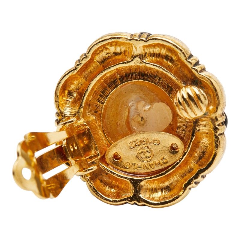 Chanel Vintage Pearl Gold Plated Ladies Chanel