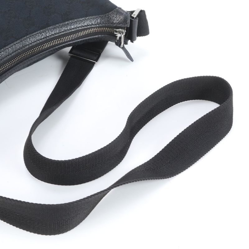 Gucci GG Canvas Leather Shoulder Bag Crossbody Messenger 131211 Black Silver
