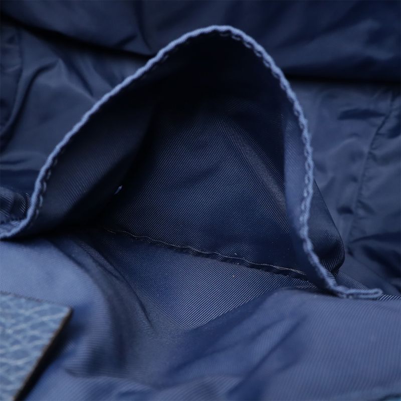 Gucci GG Nylon Backpack Sac Daypack Leather Navy Silver Hardware Outlet Item