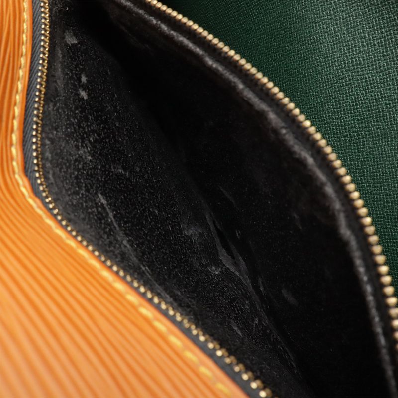 Louis Vuitton Epi Serie Dragonne Second Bag Clutch Bag Leather Zipangu Gold