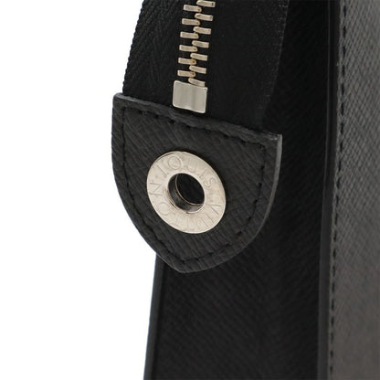 Louis Vuitton Taiga Pochette Voyage MM Second Bag Clutch Bag Calf Leather Noir