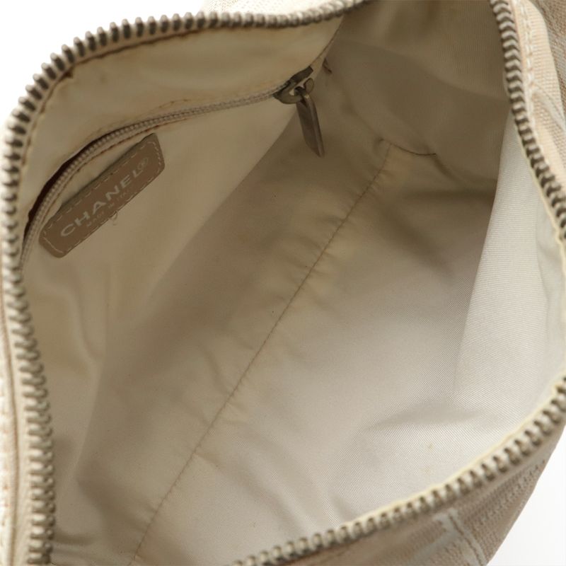 Chanel New Travel Line New Travel Line Shoulder Bag Mini Drum Cylindrical One