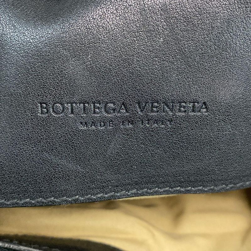 Bottega Veneta Shoulder Bag Intrecciato 199751 Black Leather