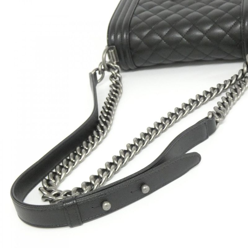 Chanel Boy Chanel Line 67085 Shoulder Bag