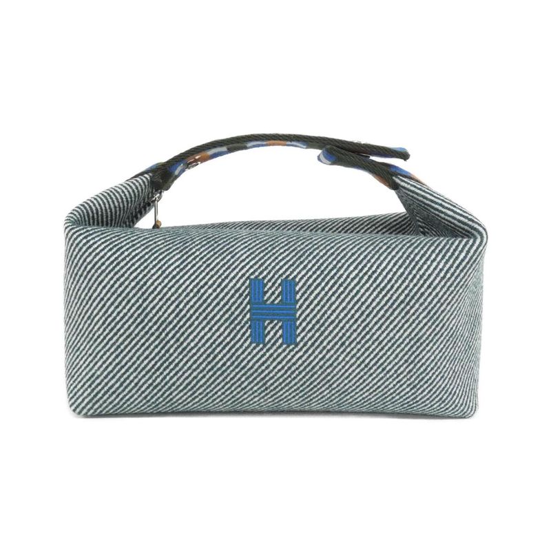 Hermes AU Carre Brid A Black PM 103802m Pouch