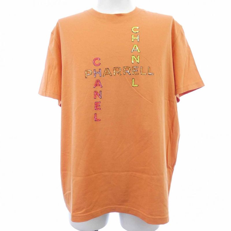 Chanel Pharrell Williams P61052k46833 T-shirt
