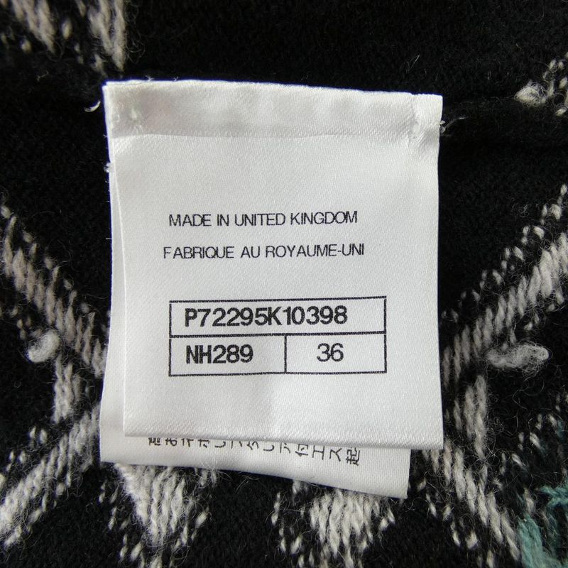 Chanel P72295k10398 22P Cardigan