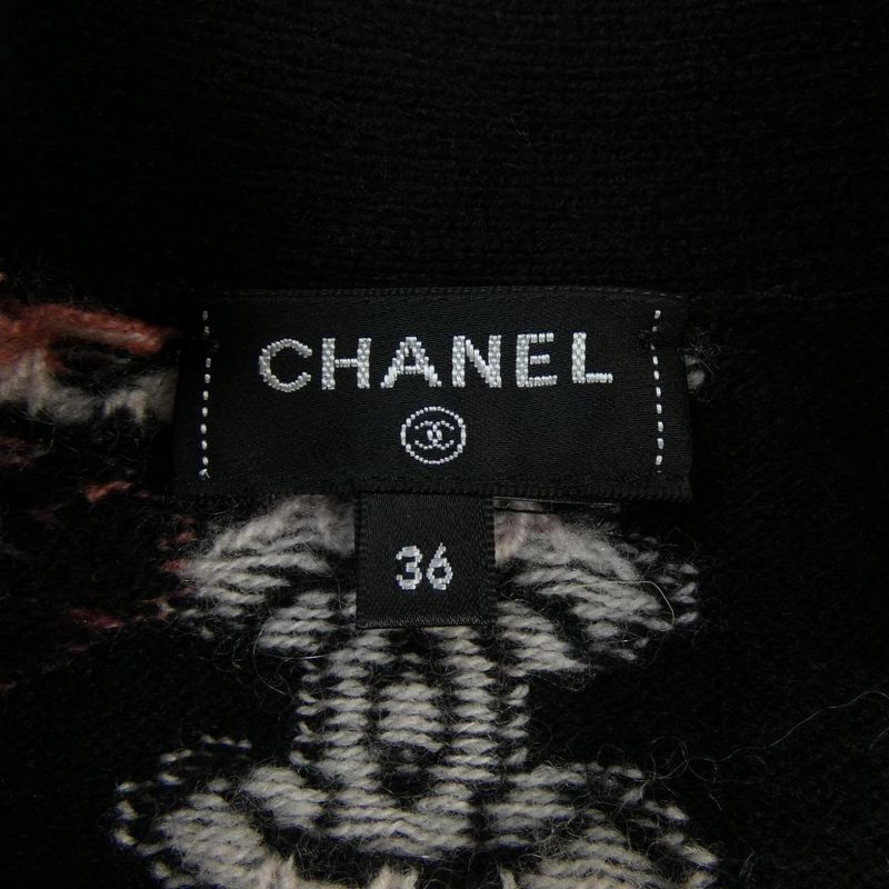 Chanel P72295k10398 22P Cardigan