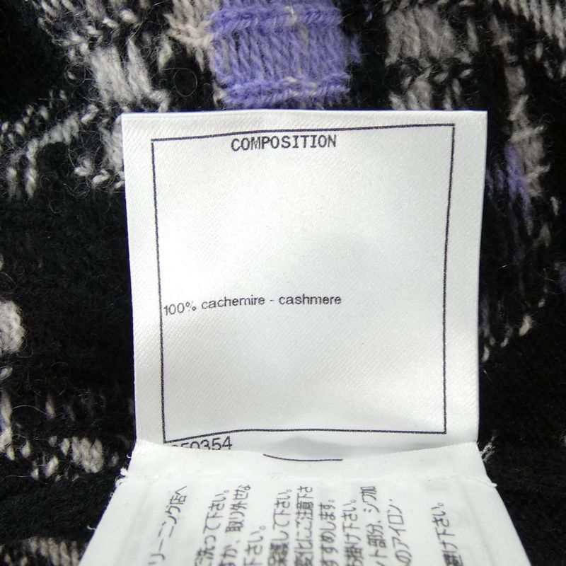 Chanel P72295k10398 22P Cardigan