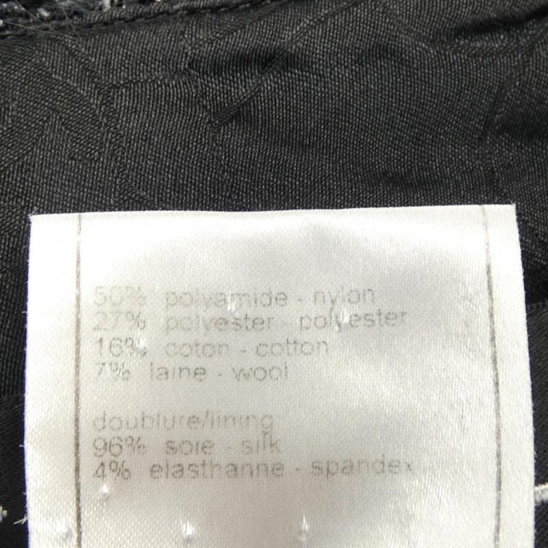 Chanel P28902v18105 06A Collarless Jacket