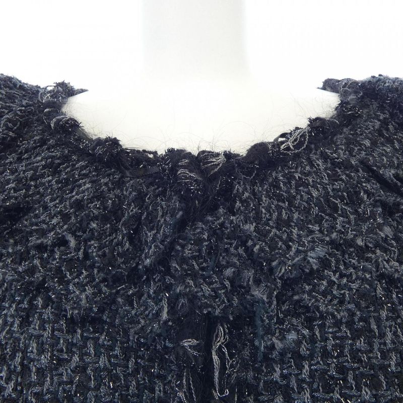 Chanel P28902v18105 06A Collarless Jacket