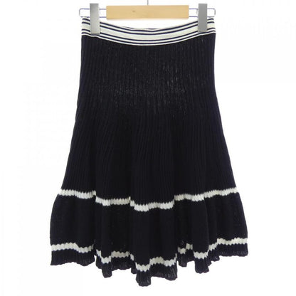 Chanel P61019k46420 19P Skirt