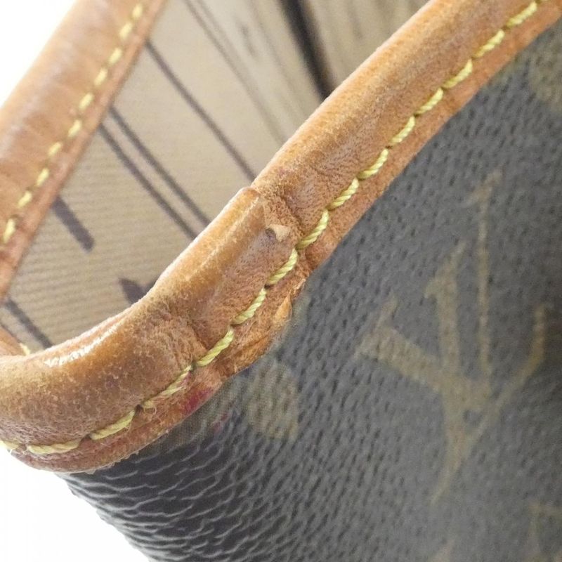 Louis Vuitton Monogram Neverfull MM M40156 Bag