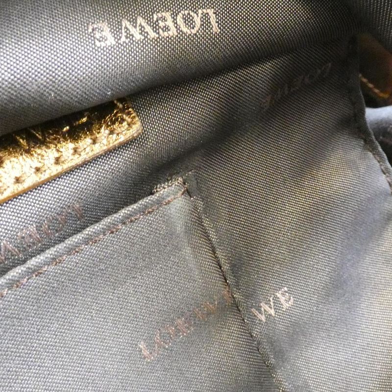 Loewe Levante Shoulder Bag