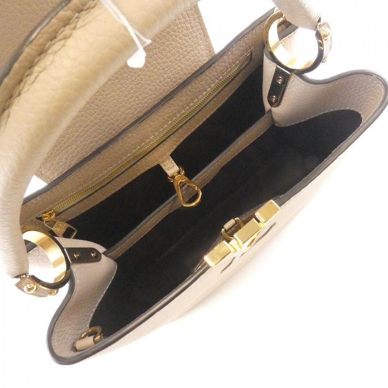 Louis Vuitton Capucines MM M42253 Bag