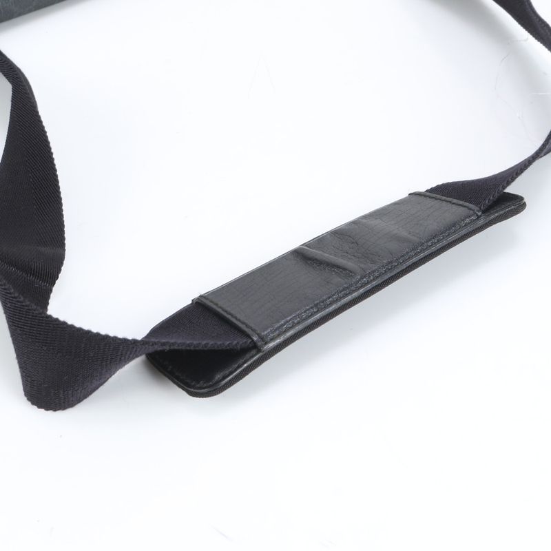 Gucci GG Supreme Leather Shoulder Bag Crossbody Messenger 169935 Black A4 Mens