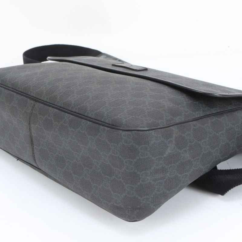 Gucci GG Supreme Leather Shoulder Bag Crossbody Messenger 169935 Black A4 Mens