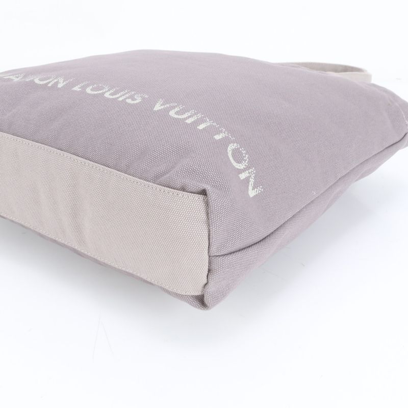 Louis Vuitton Fondation Museum Limited Edition Tote Bag Shoulder A4 Ladies RCE