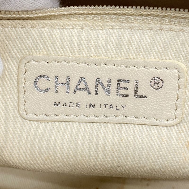 Chanel Shoulder Bag Leather White Silver Hardware Women