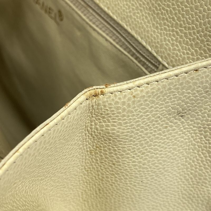 Chanel Shoulder Bag Caviar Skin Cream Gold Hardware Women