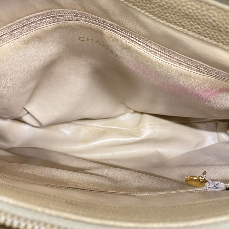 Chanel Shoulder Bag Caviar Skin Light Brown Gold Hardware Women