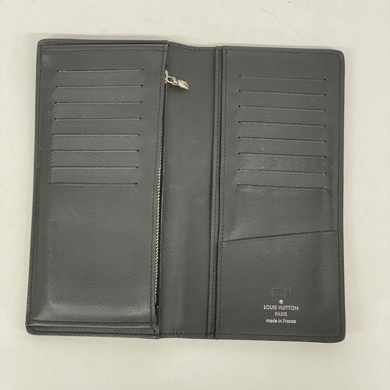 Louis Vuitton Taiga Portefeuille Blazer M30501 Black Men's Long Wallet