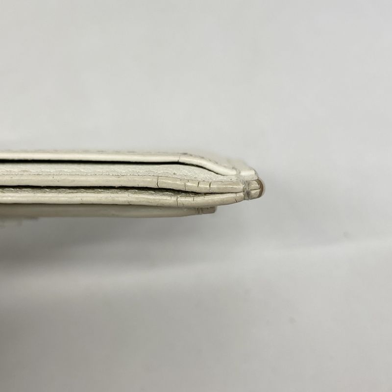 Louis Vuitton Card Case Porte Culto Lock Me M68727 White Women's