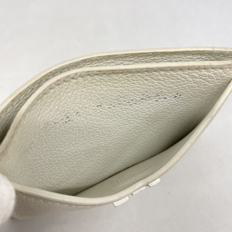 Louis Vuitton Card Case Porte Culto Lock Me M68727 White Women's