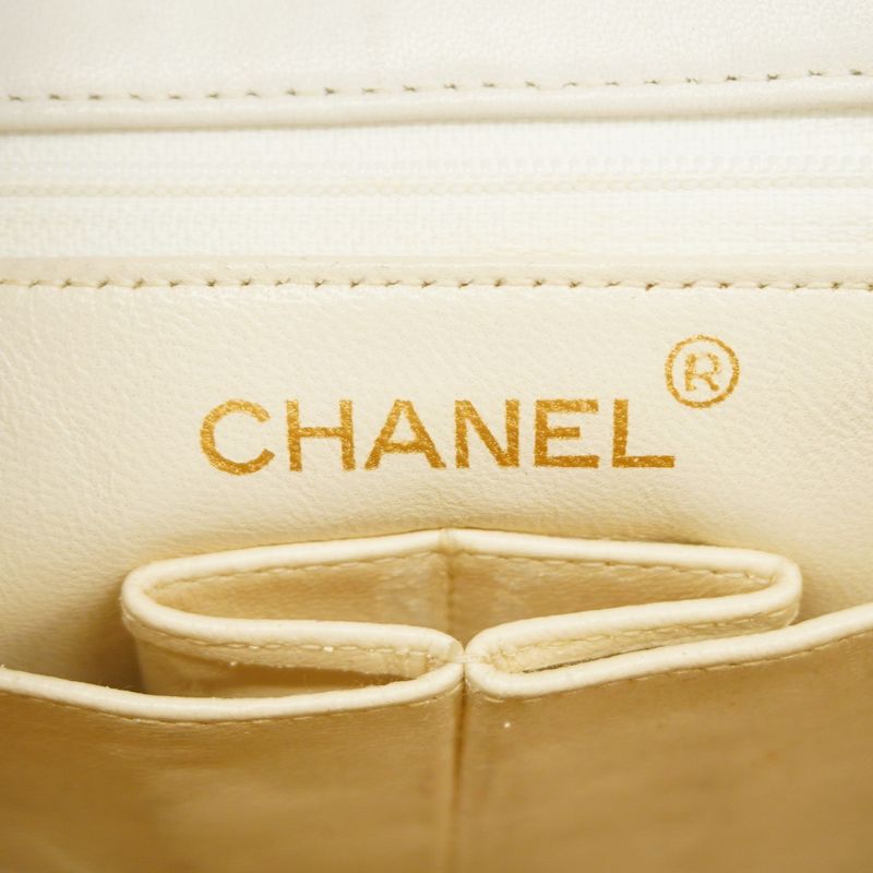 Chanel Shoulder Bag Matelasse Lambskin White Gold Hardware Women