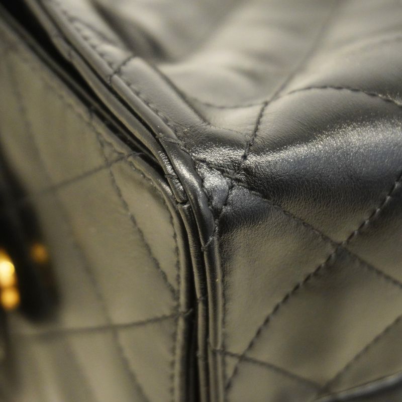 Chanel Shoulder Bag Chanel 25 Grain Calfskin Black Chien Pan Gold Hardware Women