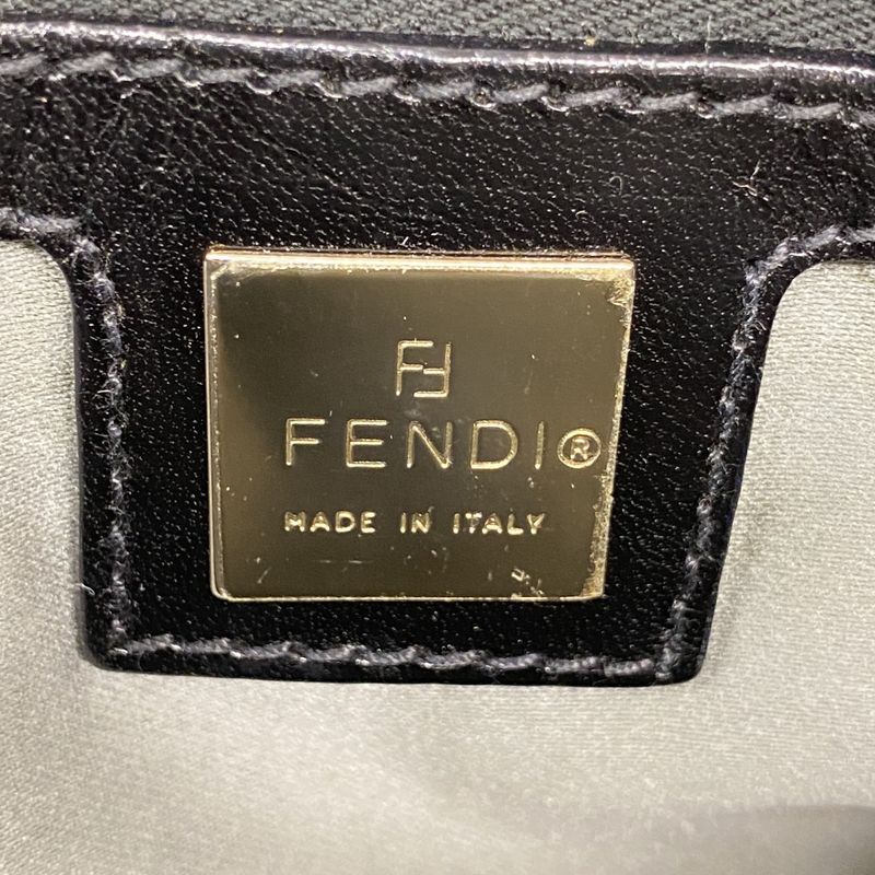 Fendi Shoulder Bag Mamma Bucket Knit White Black Silver Hardware Women