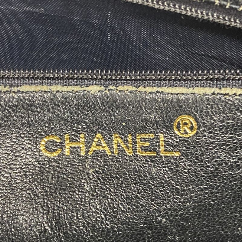 Chanel Shoulder Bag Matelasse Lambskin Black Gold Hardware Women