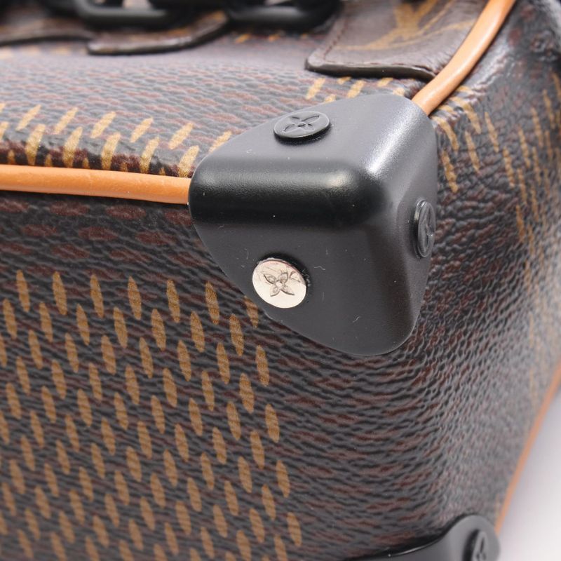 Louis Vuitton Shoulder Bag Louis Vuitton X Nigo Mini Soft Trunk Damier Giant