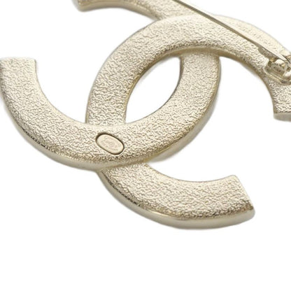 Chanel 24 A24b Coco Mark Brooch in Gold Color
