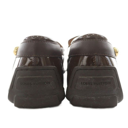Louis Vuitton Driving Shoes Loafers Moccasins Gold Hardware Buckle Design