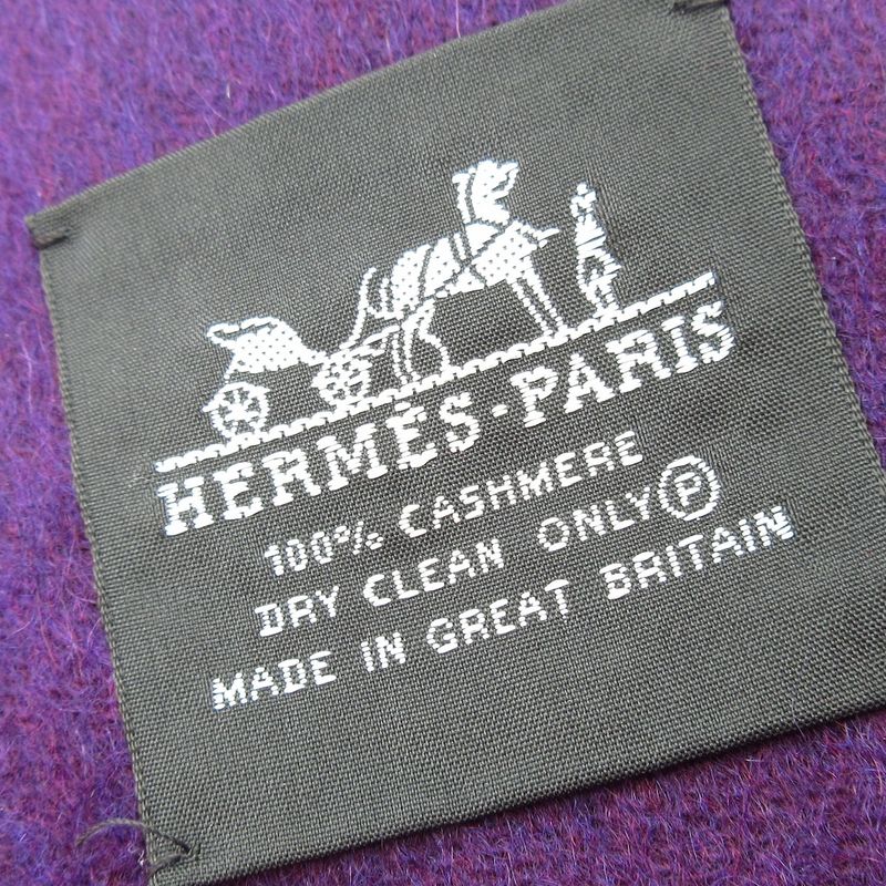 Hermes Shawl Excellent Condition Double Face 259978s 11 Cyclamen & Aubergine